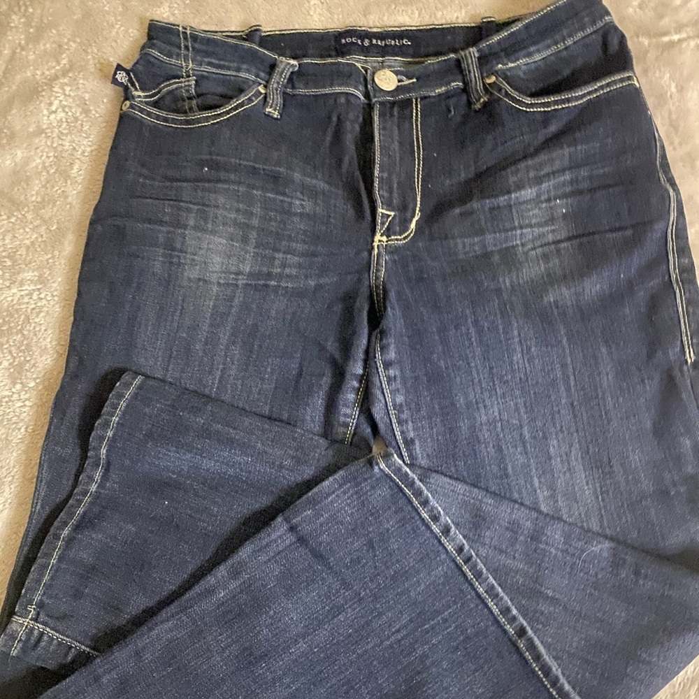 Rock & Republic Women's Indigo Straight Leg Jeans, stretch. read description